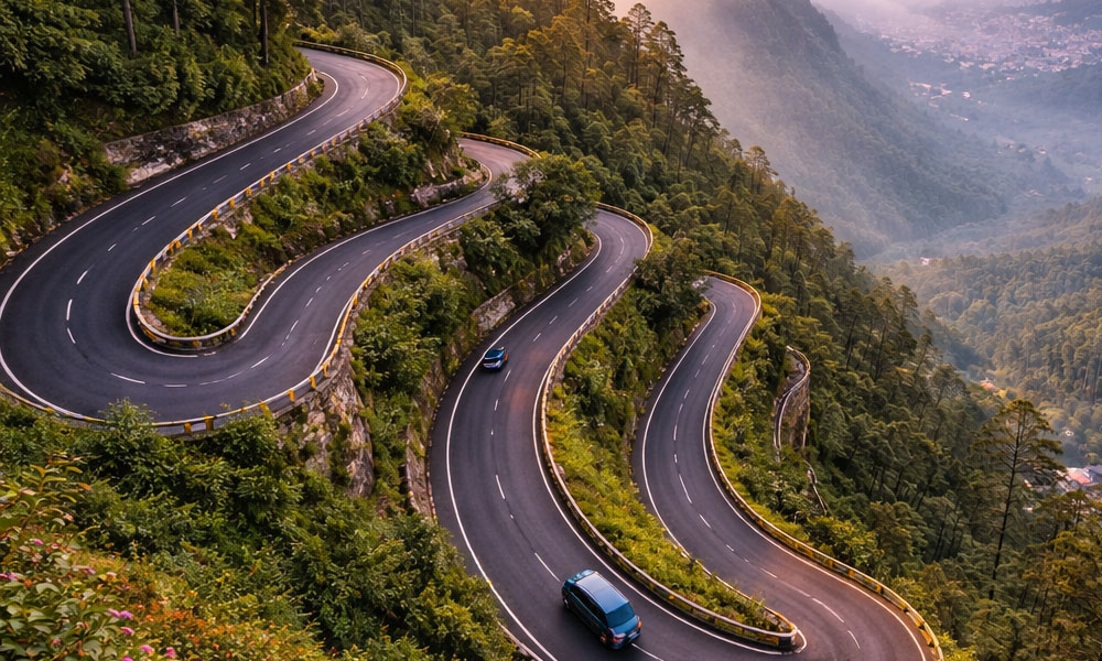 Scenic hairpin bends on the way to Kodaikanal
